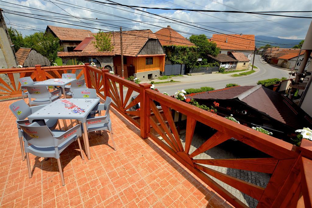 Tornacos Vendeghaz Hotel Vlahita Luaran gambar